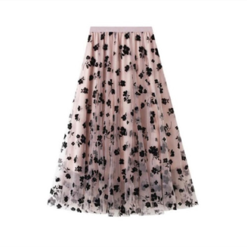 Skirts - Picture 3 of 3